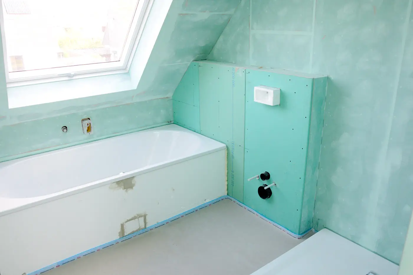 Trockenbauarbeiten in einem Bad