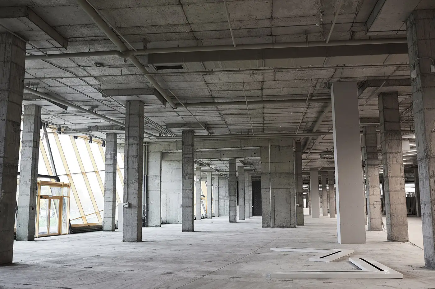 Arbeiter bei Betonarbeiten