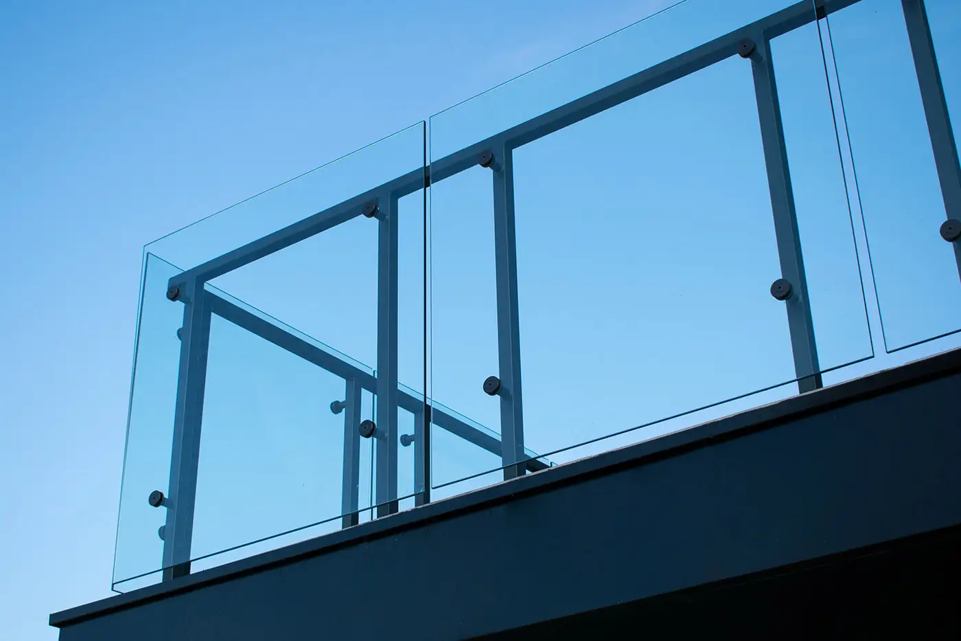 Neu gebaute Balkons